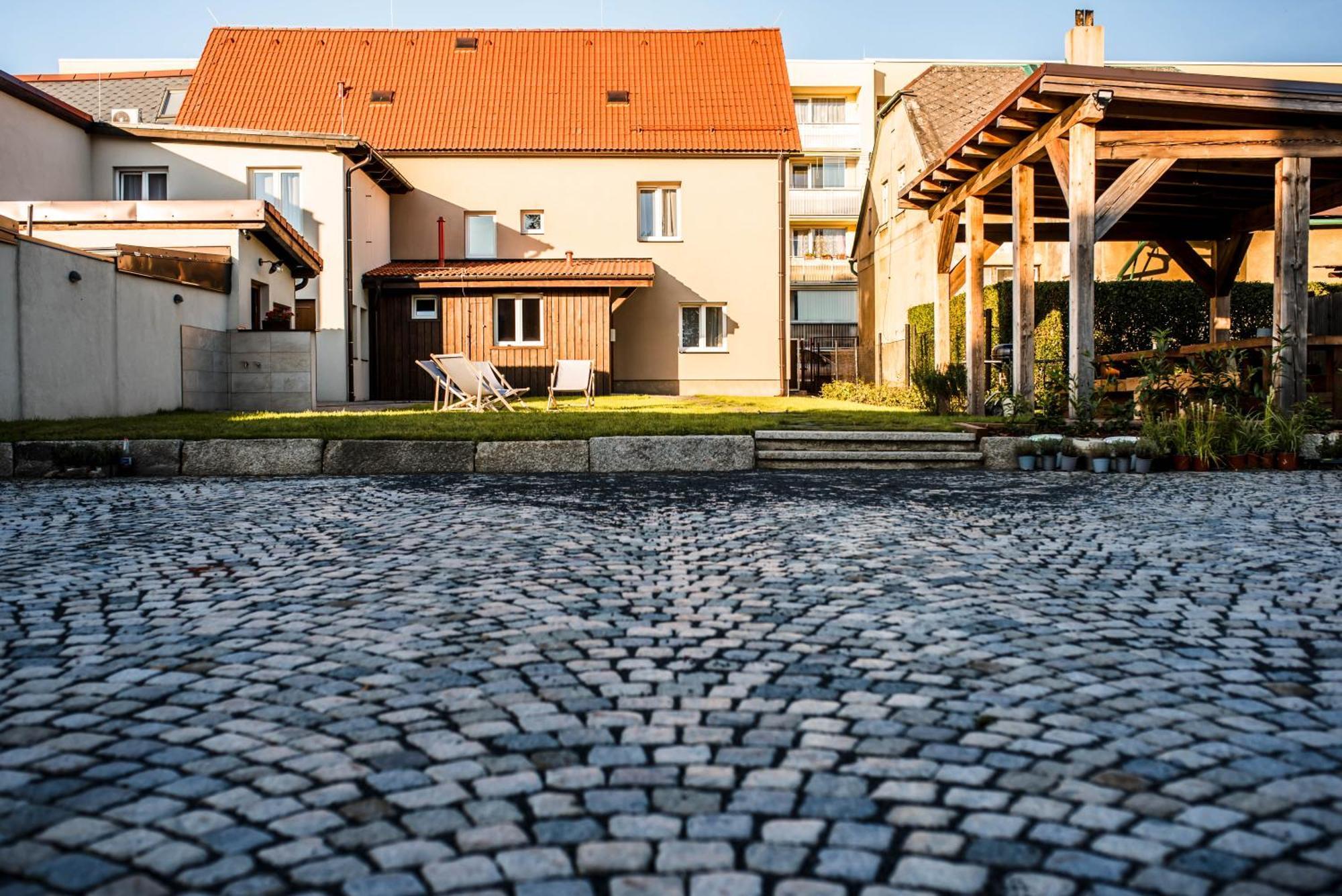 Apartmany Zeme Nove Mesto pod Smrkem Exterior foto